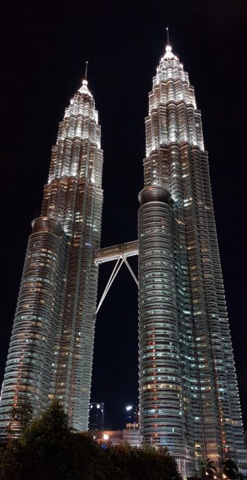 petronas twin towers, kong kuala, malaysia